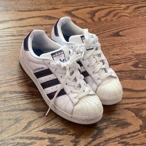 Purple adidas superstar sneakers barely worn